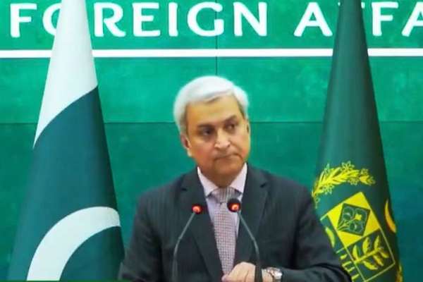 د پاکستان بهرنیو چارو وزارت: د افغانستان او پاکستان ترمنځ اوربند پاتې نهدی