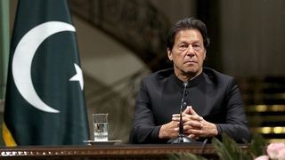 کشتی غرق شده عمران خان و آینده سیاسی پاکستان