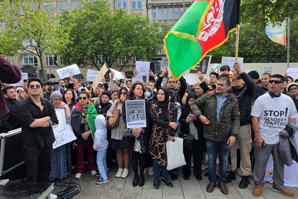 Afghans & Activists Rally In 14 Cities In Support Of Herat Protesters