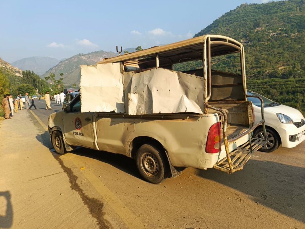 در انفجار در مسیر دیپلومات‌های خارجی در سوات پاکستان یک پولیس کشته شد