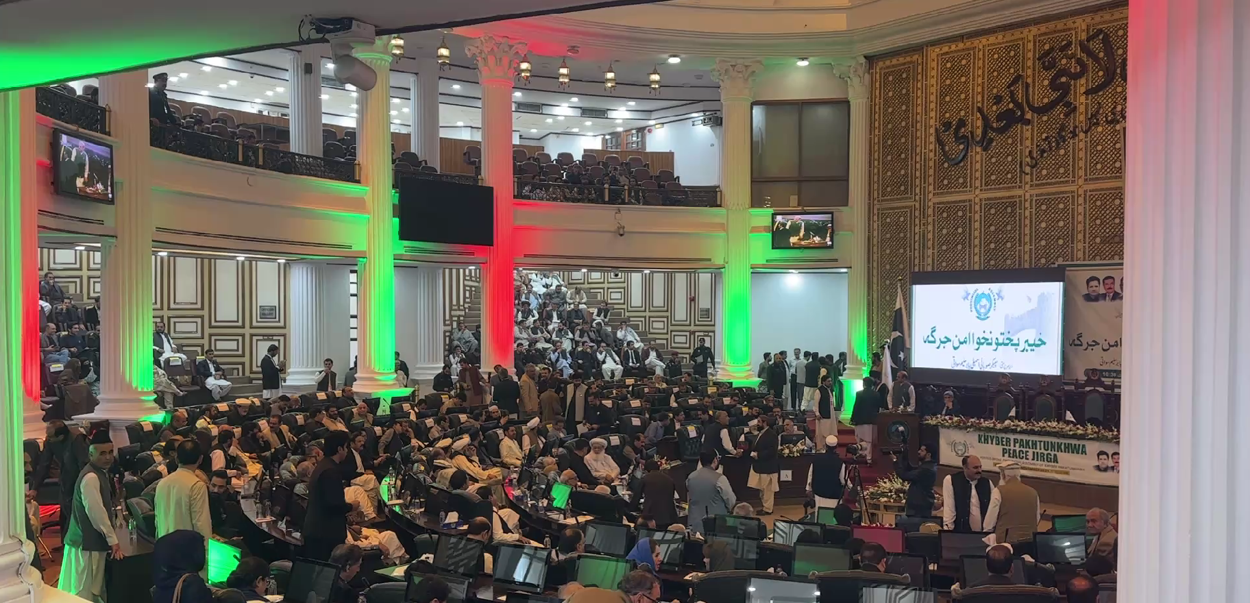 سهیل اپریدی: له افغانستان سره په خبرو کې دې د خیبر پښتونخوا مشرانو ته ونډه ورکړل شي