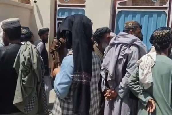 صرافان هلمند به هزینه میلیونی صدور مجوز صرافی اعتراض کردند
