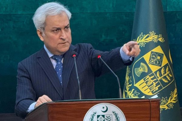 د پاکستان د بهرنیو چارو وزارت: له طالبانو سره لا هم د ډیپلوماسۍ لاره پرانېستې ده