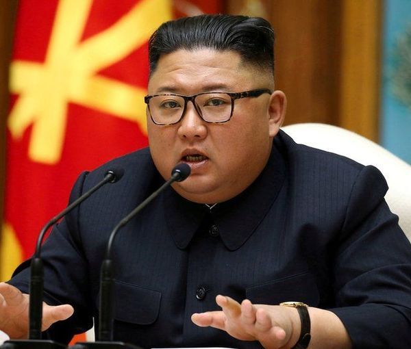 کیم جونگ اون با برکناری رئیس ستاد کل ارتش کوریای شمالی، خواستار آمادگی برای جنگ احتمالی شد