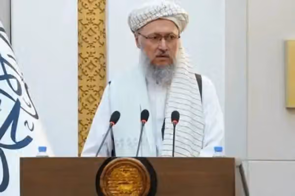 معاون اداره طالبان از نهادهای امدادرسان خواست به مهاجران بازگشته کمک کنند