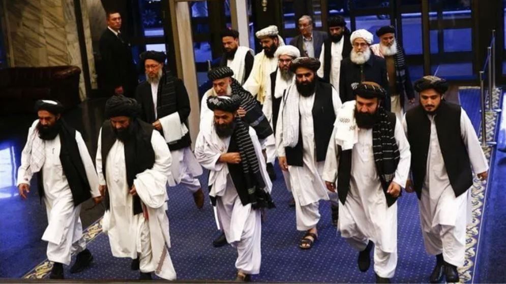د طالب واکمنۍ پنځم کال؛ له سیاسي حل څخه ناهیلي او د شيندلي پوځي مقاومت ګواښونه