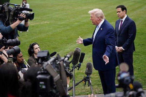 پولیټیکو: ټرمپ هڅه کوي خپلې غوښتنې د واقعیت په توګه وښيي