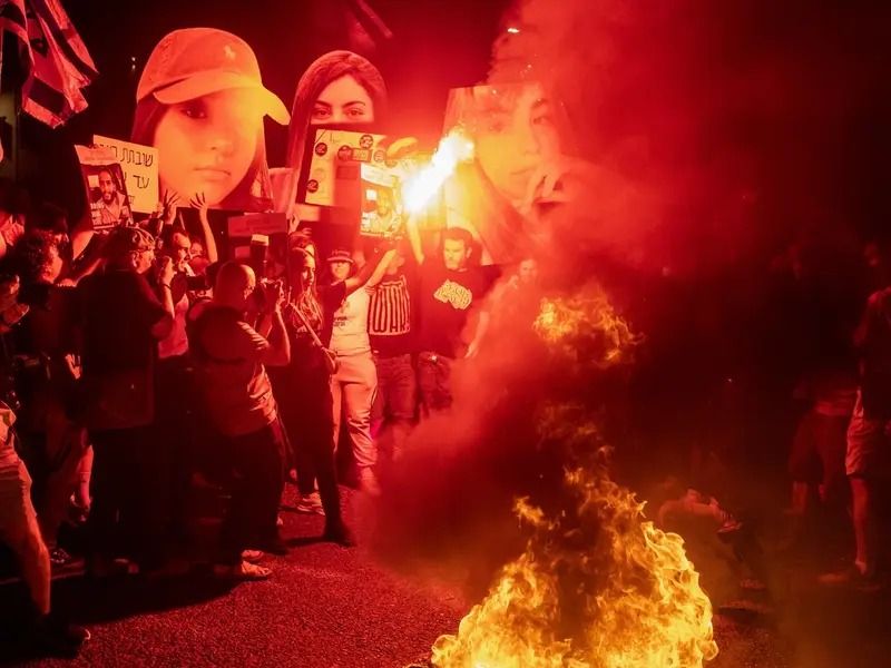 پولیس با معترضان در تظاهرات ضددولتی در اسرائیل درگیر شد