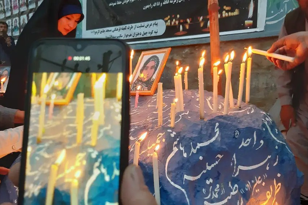 د سیدالشهدا ښوونځي زدهکوونکې د یاد ښوونځي د خونړي برید په تړاو د خپلواکې پلټنې غوښتنه کوي