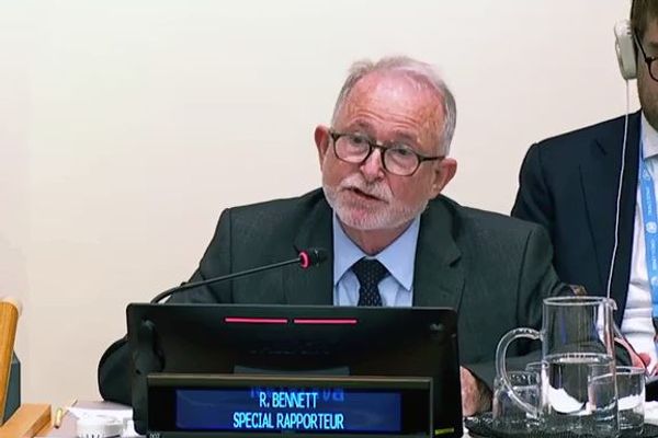 ریچارډ بېنېټ: په عام محضر کې د مرګ سزا ظالمانه او غیر انساني کړنه ده