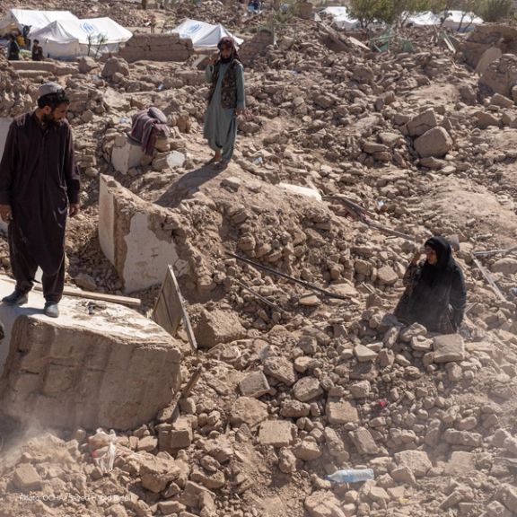 آسترالیا ۶۳۱ هزار دالر امریکایی به زلزلهزدگان هرات کمک میکند