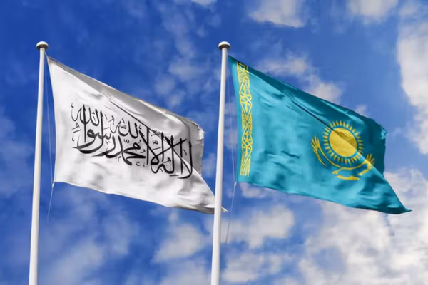 د طالبانو والي د قزاقستان د لومړي وزیر له مرستیال سره پر سوداګریزو همکاریو غږیدلی