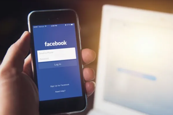 Facebook Increases Restrictions on Taliban