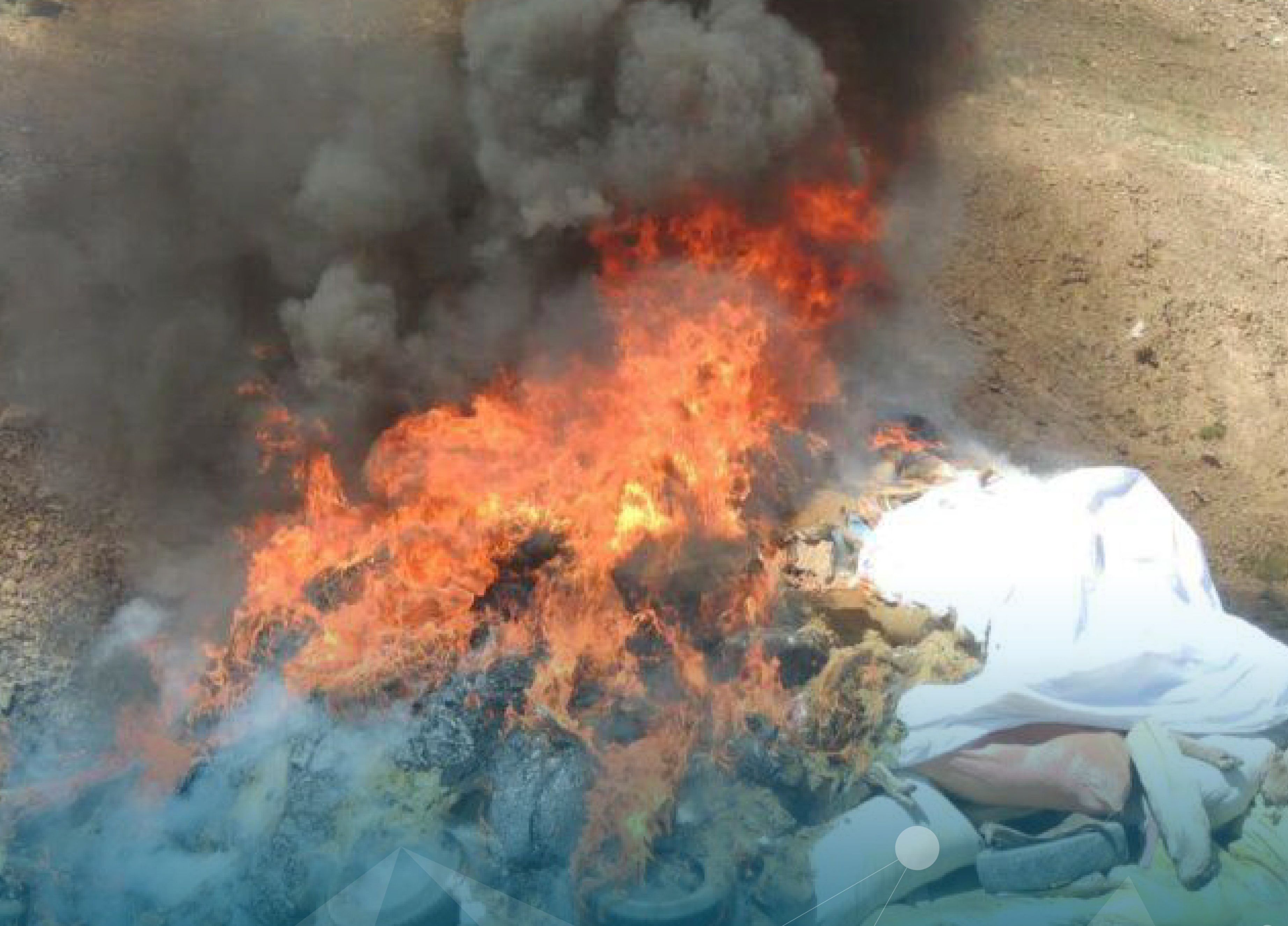 طالبان: په اروزګان او غور کې تر ۴ زره کیلوګرامه زیات اومان او نشه يي توکي وسوځول شول