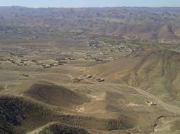 سیمه ییزې سرچینې وايي چې پاکستان په افغانستان کې دننه پر ټي ټي پي هوايي بریدونه کړي