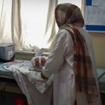 الأمم المتحدة: قطاع الصحة في أفغانستان يواجه عجزاً في التمويل بقيمة 120 مليون دولار