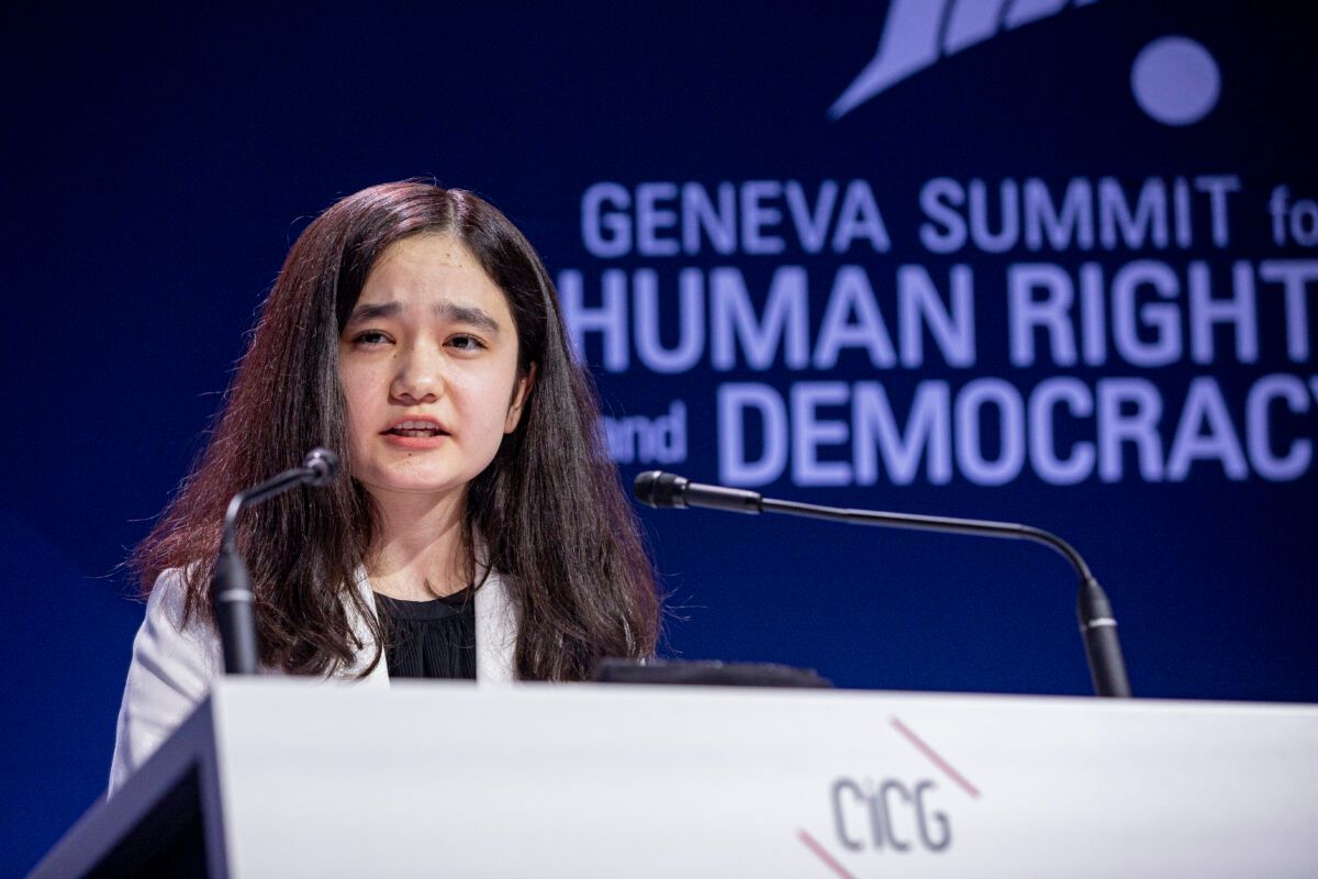 یوې افغانې نجلۍ د ماشومانو د سولې نړیواله جایزه وګټله