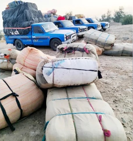 طالبان وایي په نیمروز کې یې تر ۸ ټنه د ډېرو درملو او نورو توکو د قاچاق مخه نیولې ده