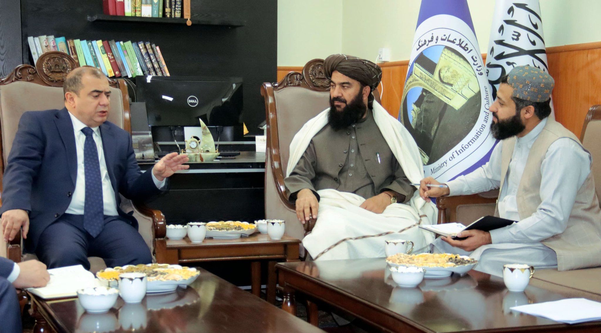 طالبان: اذربایجان د افغان ځوانانو د روزنې لپاره چمتوالی ښودلی