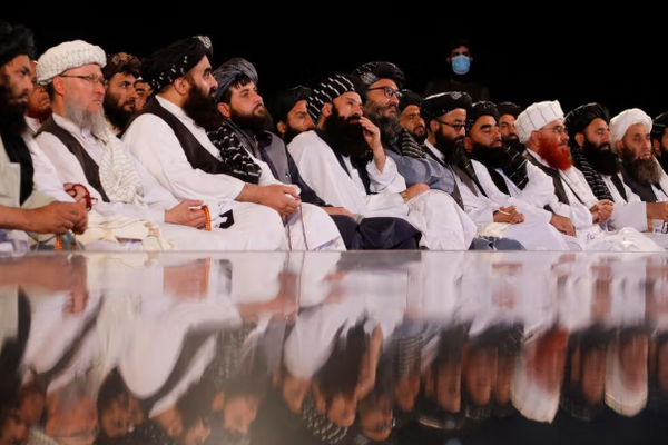 صحيفة باكستانية: فشل مشروع “طالبان 2”.. والحركة لم تتغير