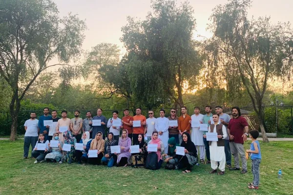 سازمان حامی رسانهها: پولیس پاکستان با خشونت خبرنگاران افغان را بازداشت کرده است