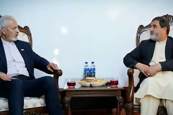 په کابل کې د ایران سفارت او د سوداګرۍ خونې مشر د سرطان ناروغانو د ملاتړ پر همکارۍ غږېدلي