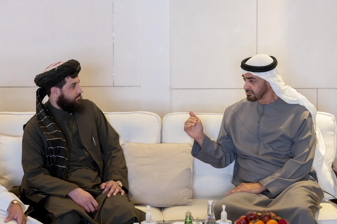 وزیر دفاع طالبان با رئیس امارات متحده عربی 
