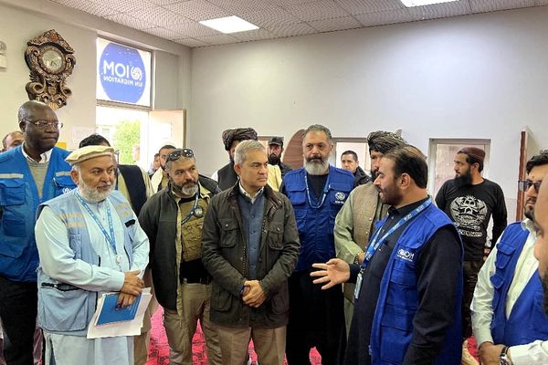 UN Official To Persuade Pakistan To Decrease Expulsion of Refugees, Says Taliban