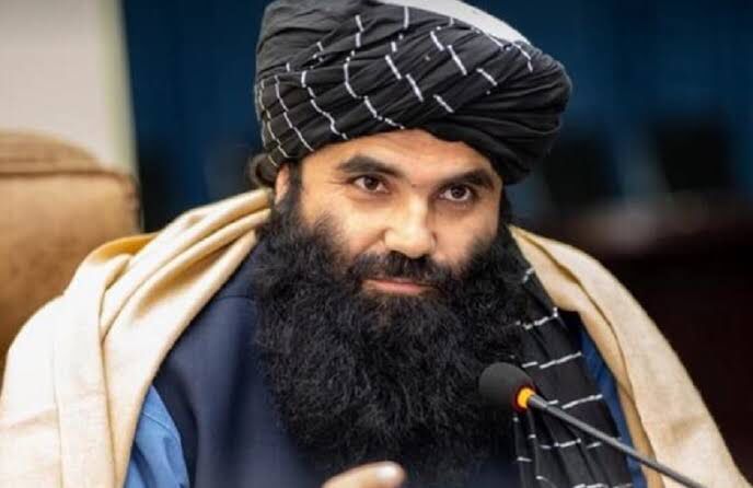 د هبت الله پر وړاندې د حقاني بغاوت؛ د استانبول په ماموریت کې د مخالفانو کارت کارول