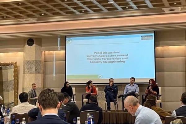 د افغانستان لپاره د بریتانیا سفارت د بشري ناورین د ارزونې په موخه ناسته ترسره کړې