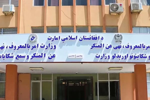 د طالبانو د امربالمعروف وزیر وايي چمتو دی چې « د ښځو ستونزې ۲۴ ساعته واوري»