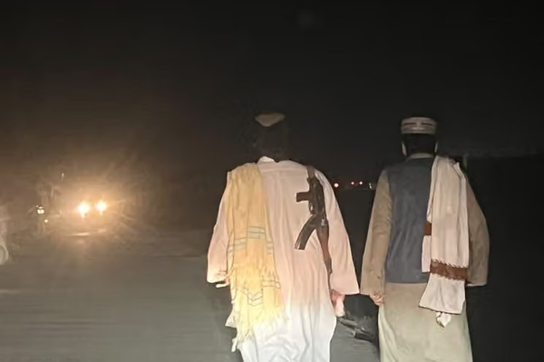 سكان قندهار يشكون صعوبة التمييز بين شرطة طالبان واللصوص