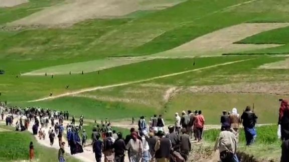 گروهی از زنان معترض با 'قیام مردمی' علیه طالبان در بدخشان اعلام همبستگی کردند