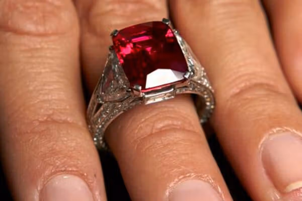 ده معدن یاقوت در پنجشیر کشف شدهاند