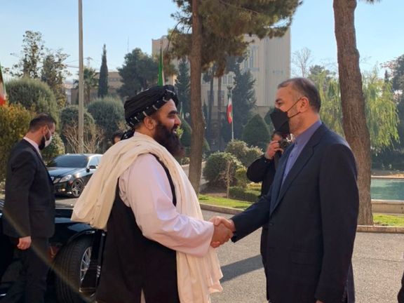 خبرگزاری مهر: ایران بدون آنکه طالبان را به رسمیت بشناسد از این گروه امتیاز میگیرد