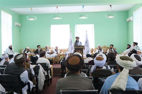 والی طالبان در بلخ: ملاها نمایندگان هبتالله هستند و بیشتر از ادارات دولتی مسئولیت دارند