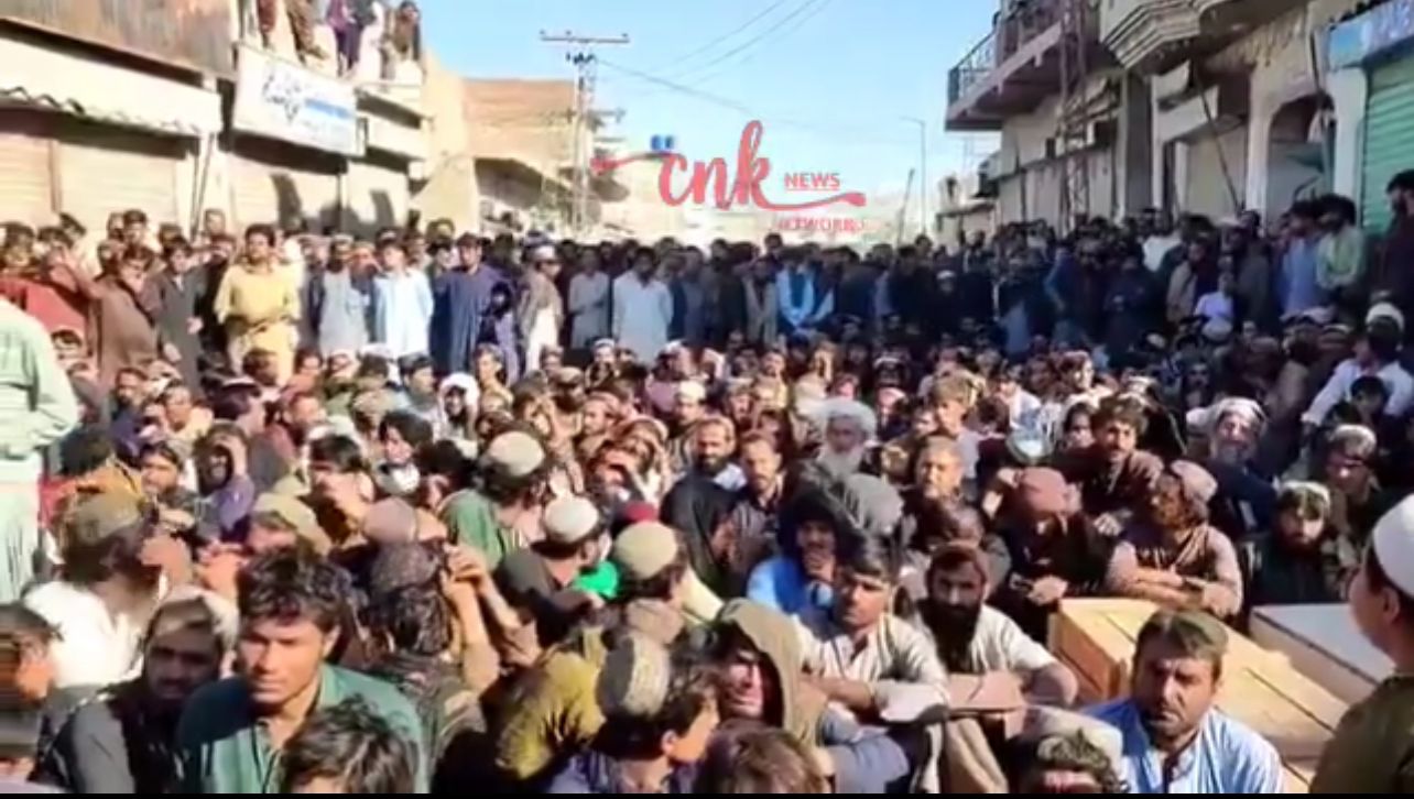 اعتراض گسترده در بلوچستان پاکستان به کشتار کارگران معدن