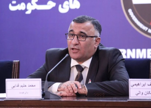 حلیم فدایي: طالبان نړۍ د شرقي او غربي وېش پر اساس قضاوت کوي حال دا چې قران دا منطق ردوي