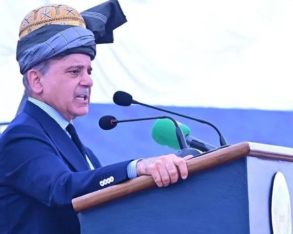 شریف: د هند نیابتي ډلو ته باید اجازه ورنکړل شي چې د افغانستان خاوره د پاکستان پرضد وکاروي