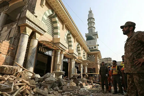 د پېښور په حسنخېلو سیمه کې پر یوه جومات ډرون برید شوی