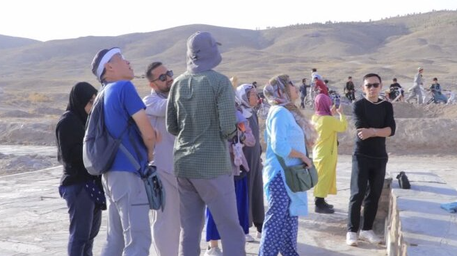 په تېره یوه میاشت کې یوازې ۹ تنو بهرنیانو د هوا له لارې افغانستان ته سفر کړی