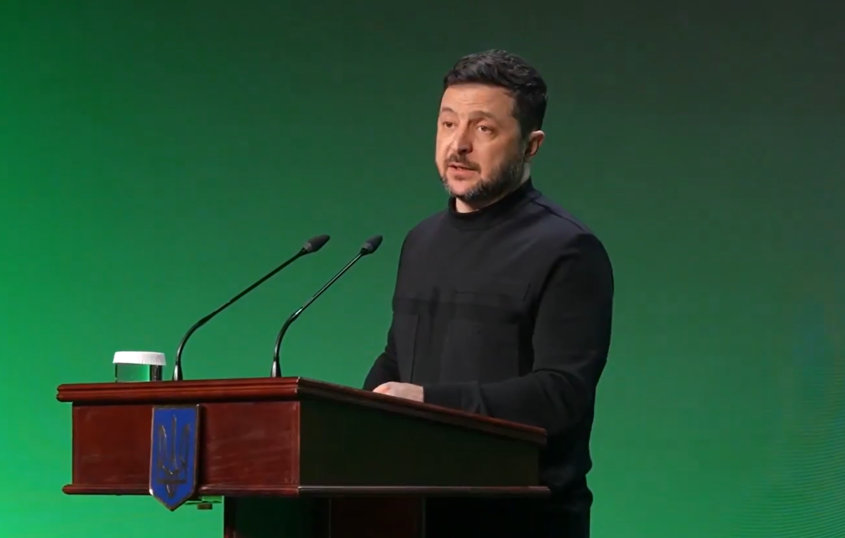 زېلېنسکي: روسیې په یوه میاشت کې د افغانستان د لس کلنې جګړې هومره تلفات ورکړي