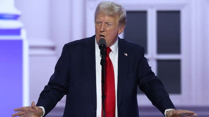 ترامپ: ایران نباید به داشتن سلاح هسته‌ای نزدیک می‌شد