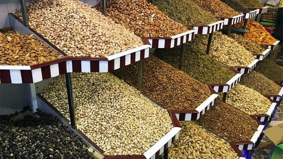 طالبان وايي له هرات څخه نږدې ۲۰میلیونه کیلوګرامه وچه مېوه بهر ته صادره شوې 