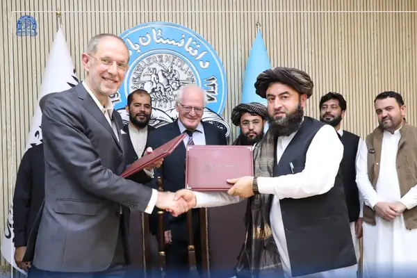 پنځو بانکونو او یوې مالي موسسې ته د نږدې یو میلیون ډالرو وړیا مرستې هوکړه شوې