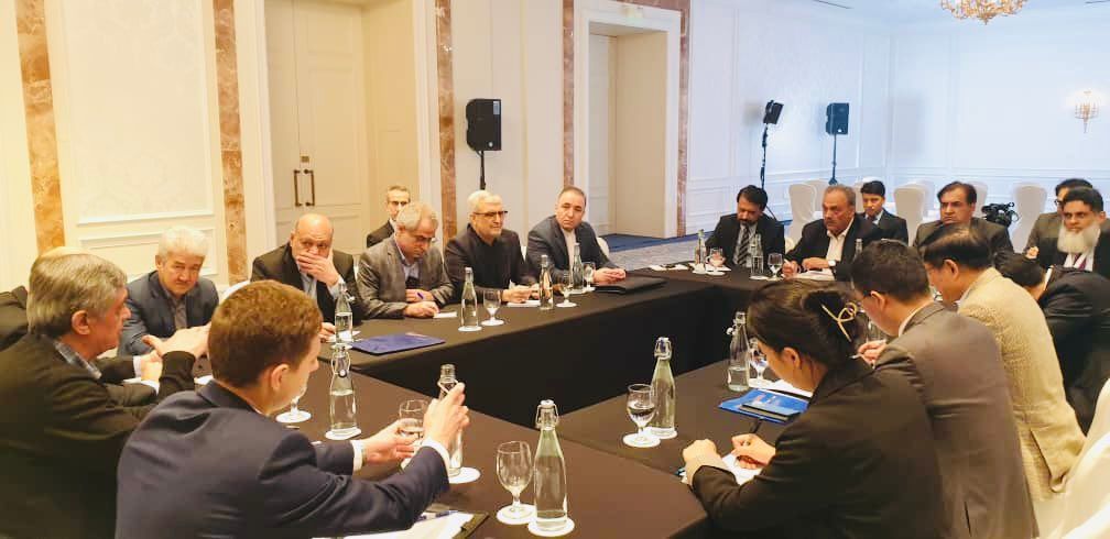 د ایران، پاکستان، چین او روسیې استازو د دوحې غونډې له رسمي پیل مخکې خبرې اترې وکړې