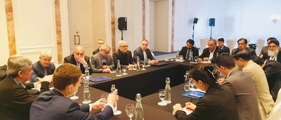 د ایران، پاکستان، چین او روسیې استازو د دوحې غونډې له رسمي پیل مخکې خبرې اترې وکړې