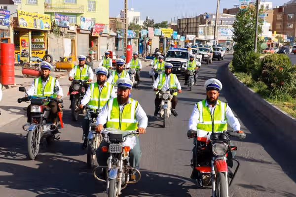 یک شهروند از هرات: «مدیر ترافیک از مشکلات جادههای شهر خبری نمیگیرد»