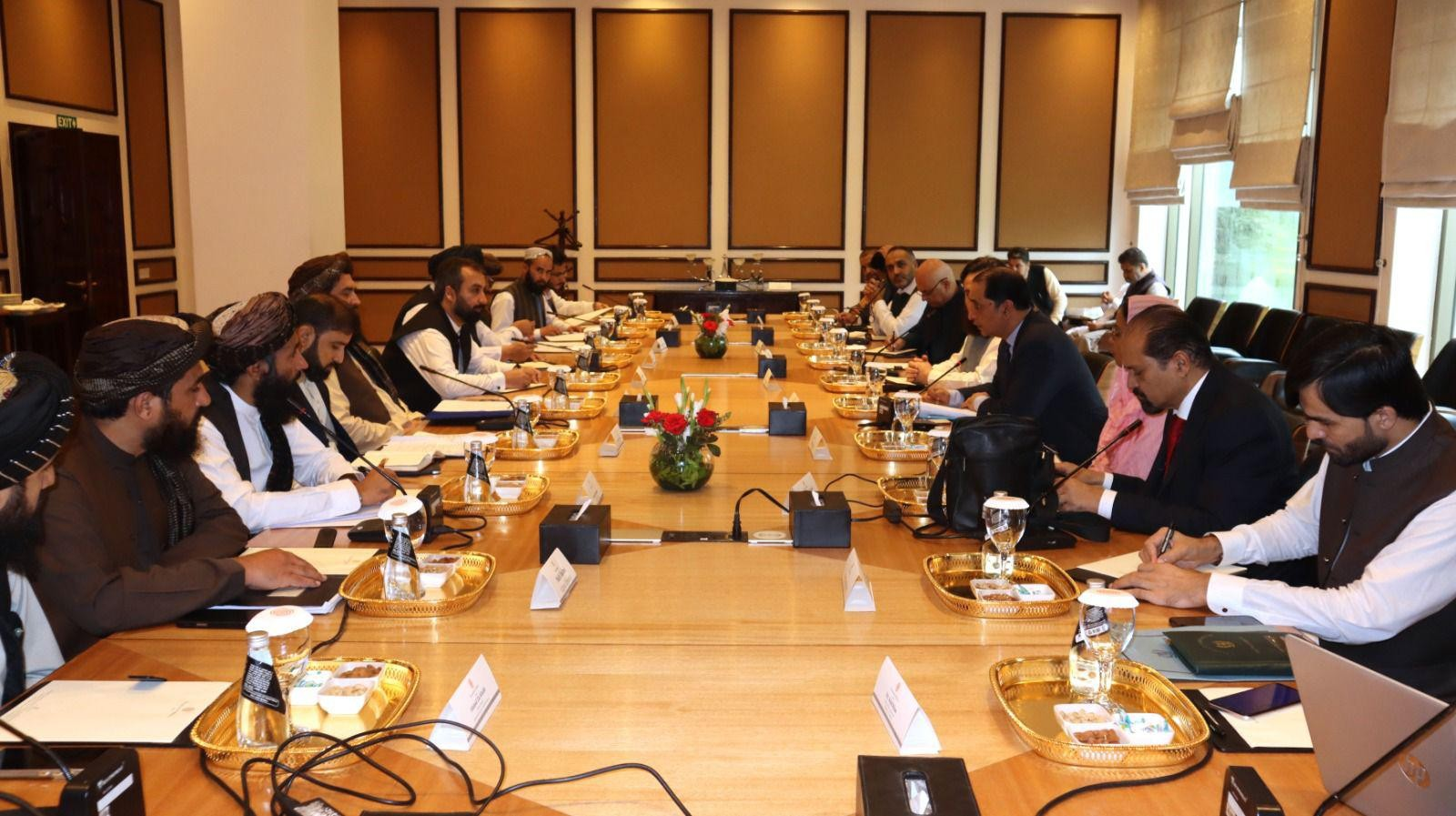 طالبانو له پاکستاني چارواکو سره د ټرانزیټي اسانتیاوو او د سوداګرۍ پر پراختیا خبرې کړې دي