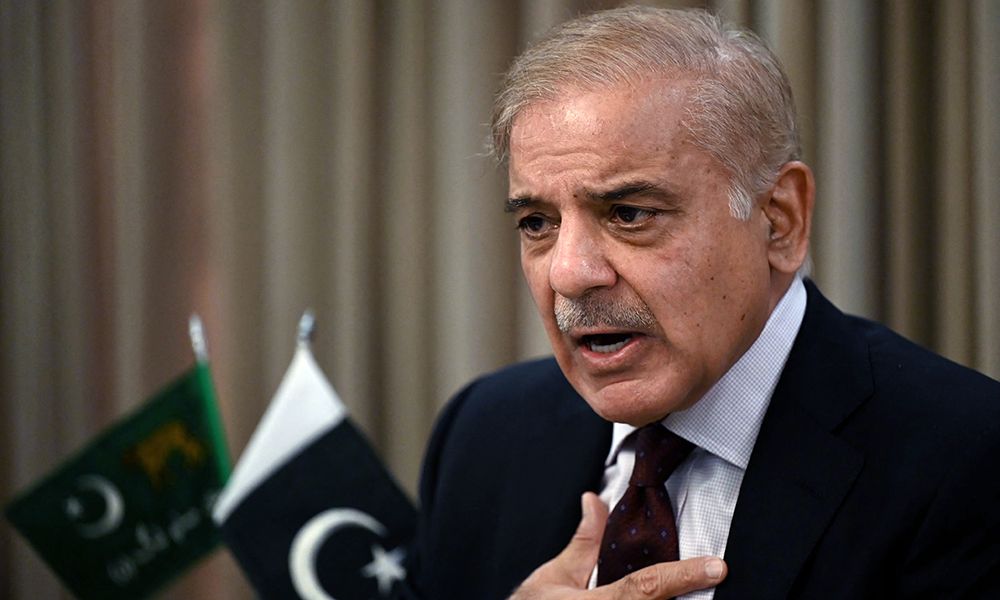 شهباز شریف وايي له افغانستان سره د عادلانه شرایطو پر بنسټ خبرو ته تیار دی